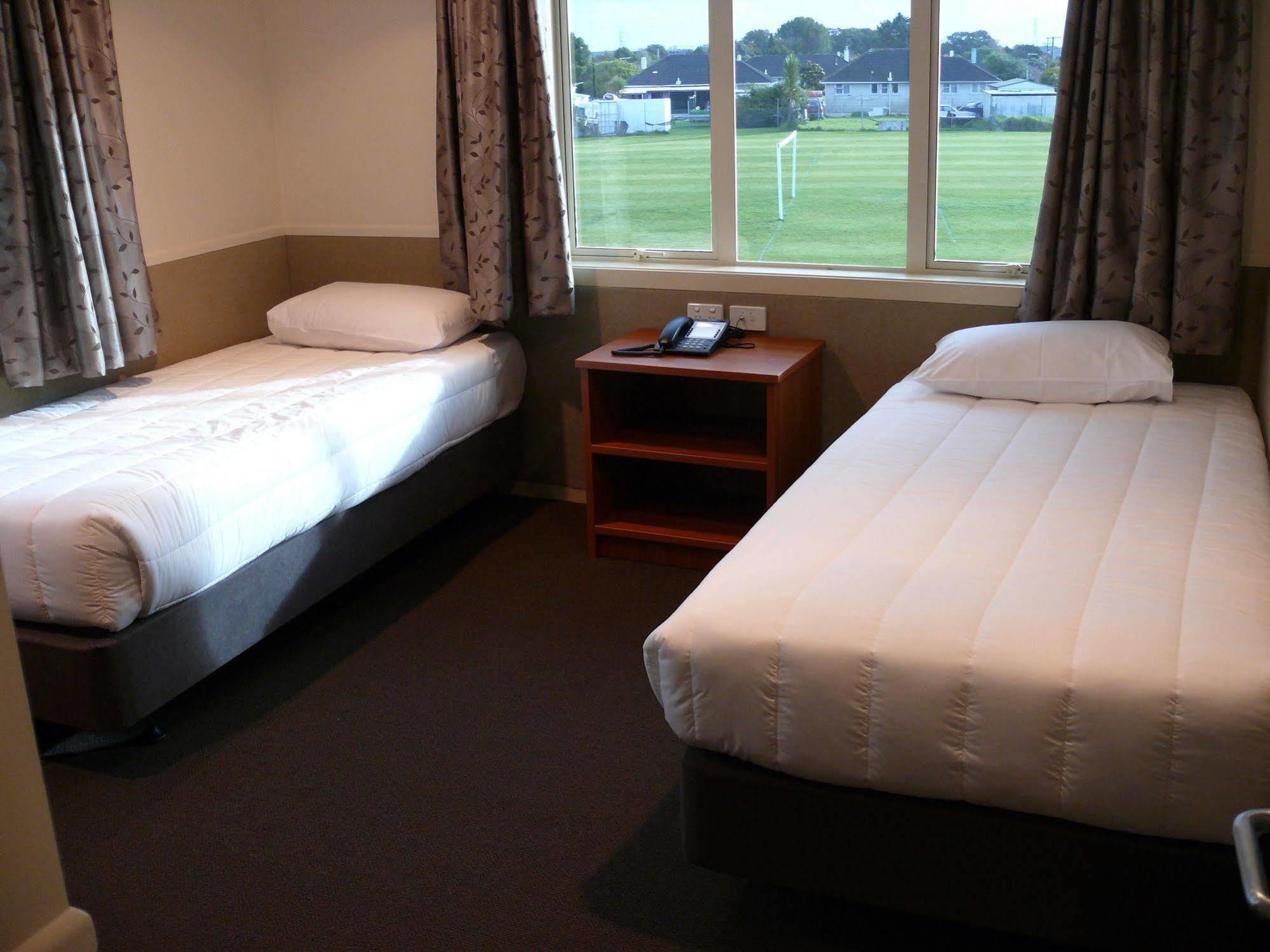 Bruce Pulman Lodge Papakura Exteriér fotografie