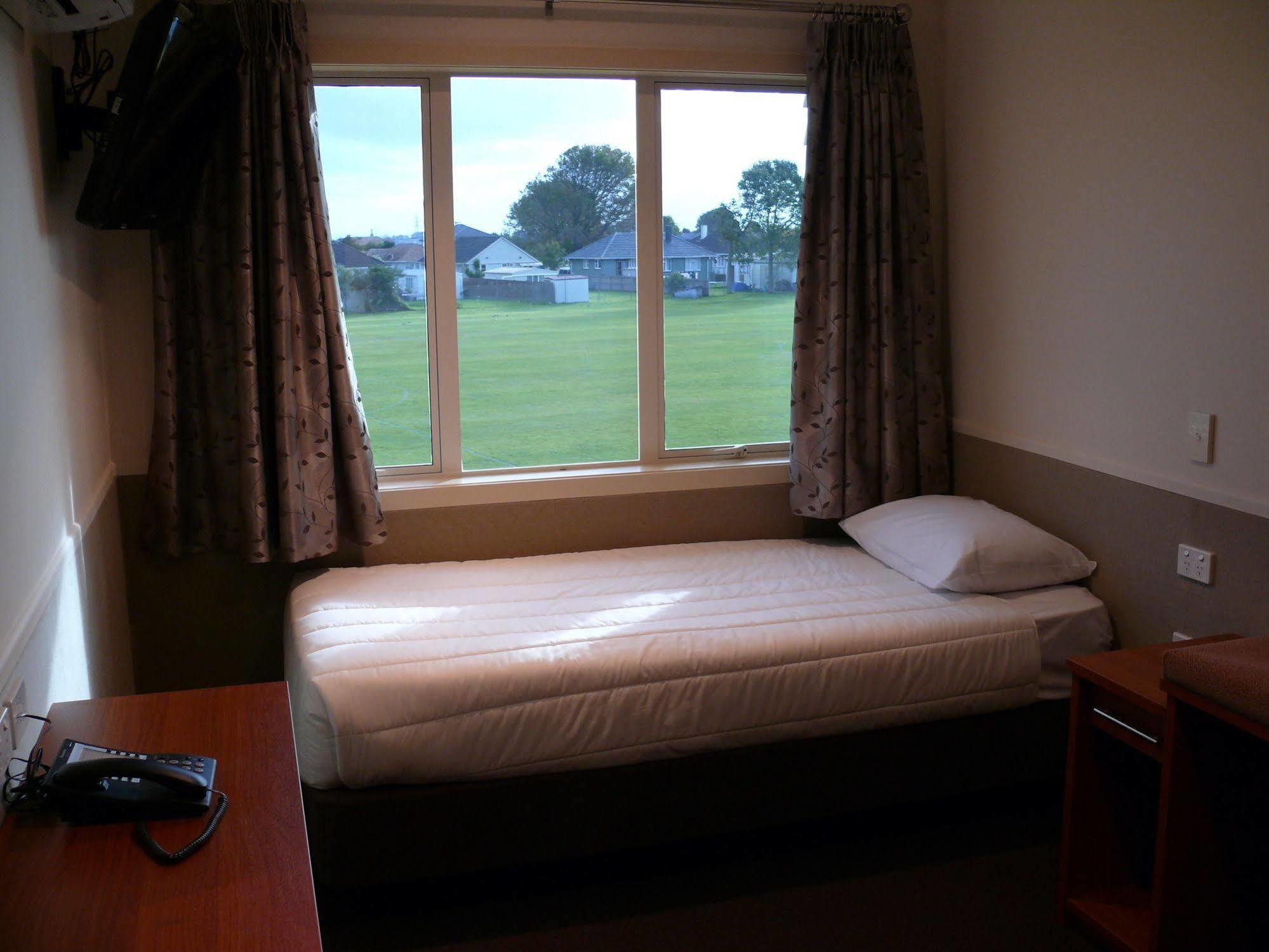 Bruce Pulman Lodge Papakura Exteriér fotografie